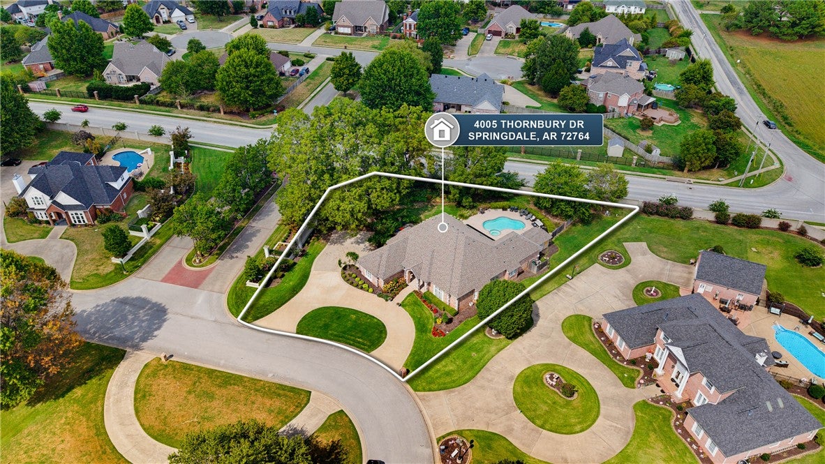 4005 Thornbury Drive