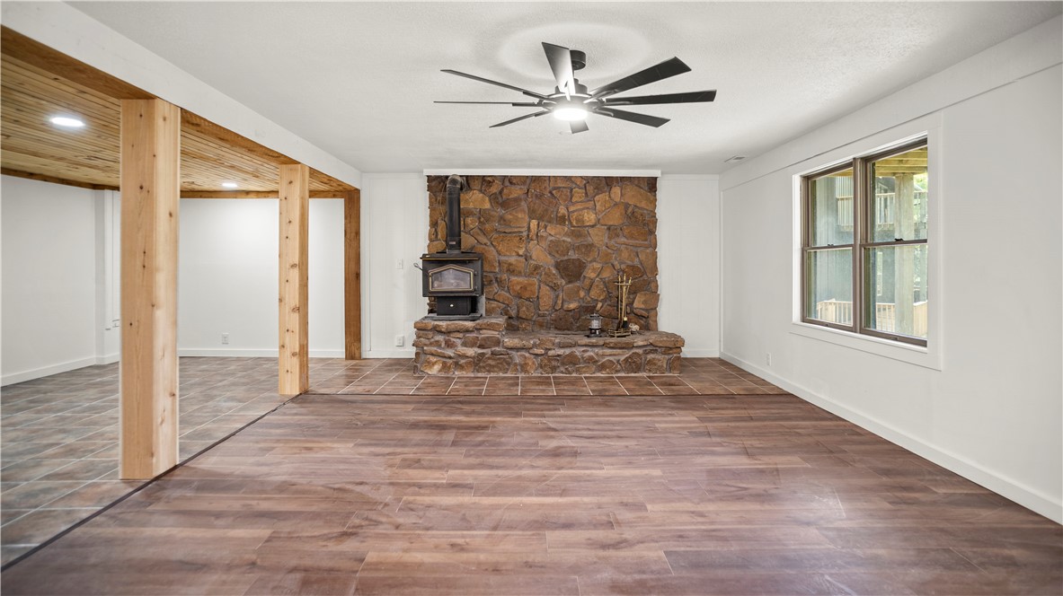 MOULDER HOLLOW SECTION V - Residential