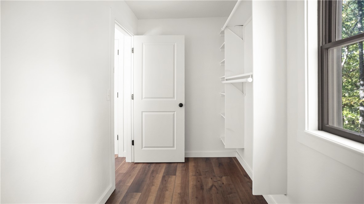 MOULDER HOLLOW SECTION V - Residential