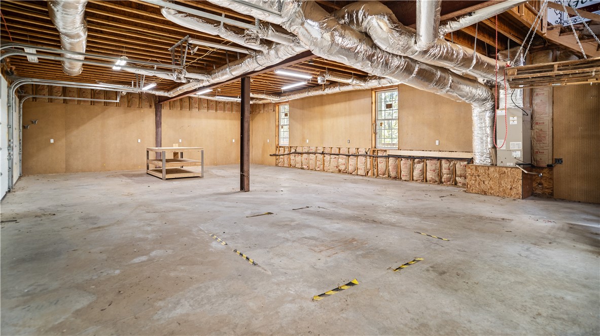 MOULDER HOLLOW SECTION V - Residential