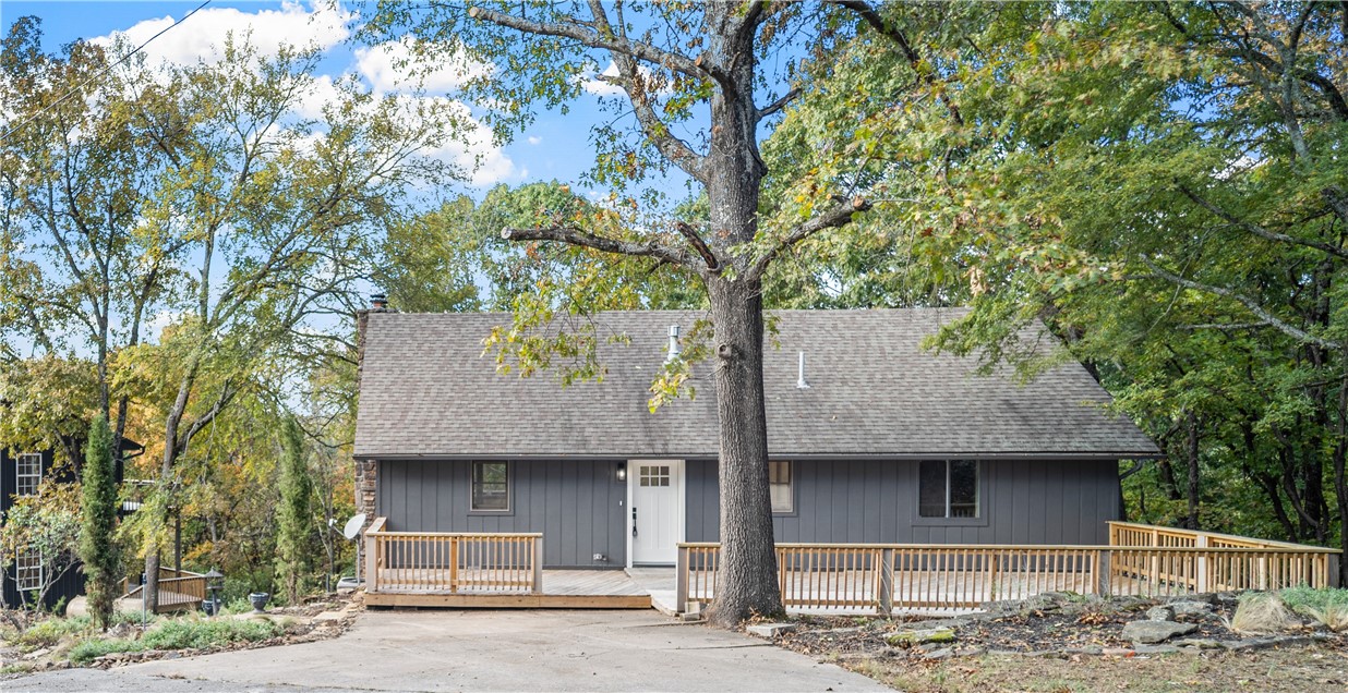 MOULDER HOLLOW SECTION V - Residential