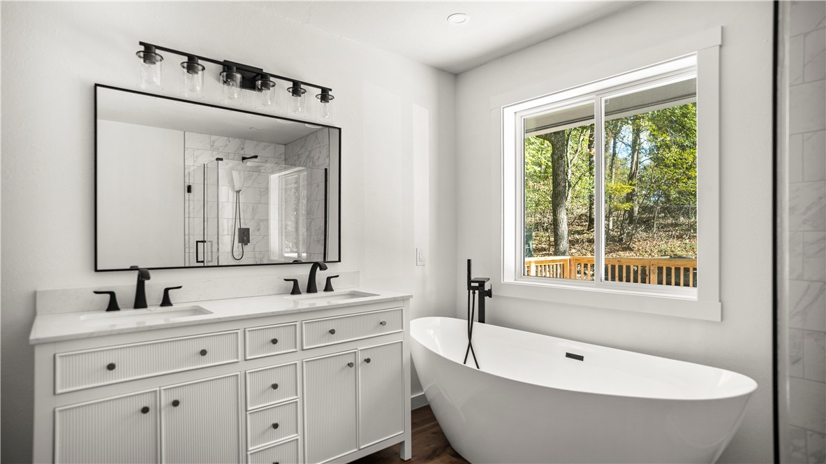 MOULDER HOLLOW SECTION V - Residential