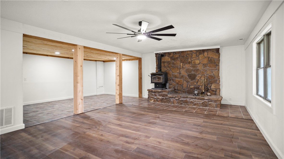 MOULDER HOLLOW SECTION V - Residential