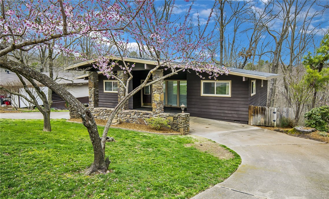 Beautiful home with lots of updates and upgrades. Nice open floorplan with a brand new back deck. New blinds in 2016, 2018 Insulation, back deck & Roof, 2019 windows & Water Heater. 3 beds 2 baths, split floor plan. Open kitchen to living. The man cave below the house is included in the square footage. There is a workshop as well and that space is not in the footage. The man cave could be great quarantine home office! Home sits at the end of the circle so very little traffic!
