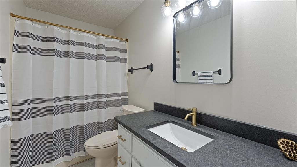 Sandwick Sub Bvv - Residential Lease