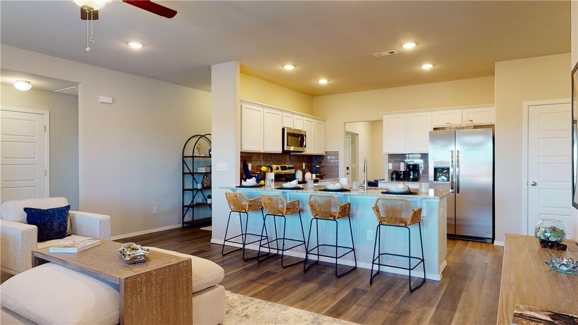 WALNUT HILL SUB PH IV-PEA RIDGE - Residential