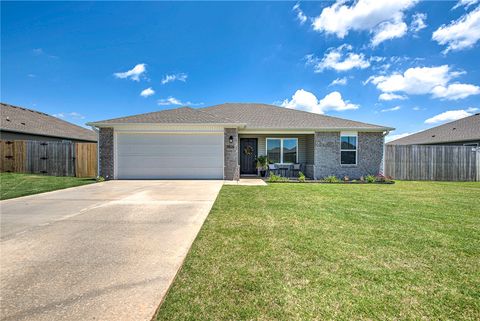 Photo of 2816 Gorman Street, Pea Ridge, AR 72751 (MLS # 1348949)