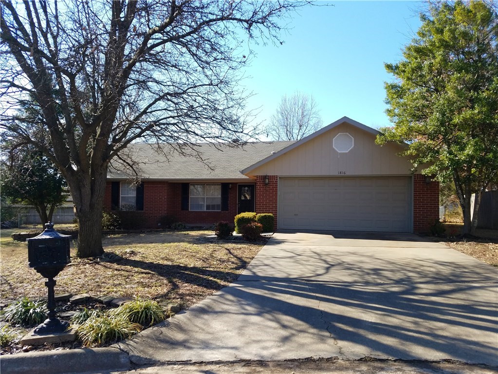 Terrific 3 bed-2bath split floor plan home with 2 car garage on a large lot. Vaulted ceiling in the living room with open concept eat-in dining/kitchen area. Master bedroom has attached bath with his & her closets. 20x12ft covered deck to enjoy your large fenced backyard with an outdoor storage building and raised garden beds on the side, ready for your spring garden. This brick exterior home is tucked away at the end of a cul-de-sac, but close to Pinnacle Promenade and I-49 access. Move-in Ready!