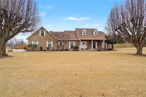 Photo of 1219 Bob White Avenue, Springdale, AR 72764 (MLS # 1334249)