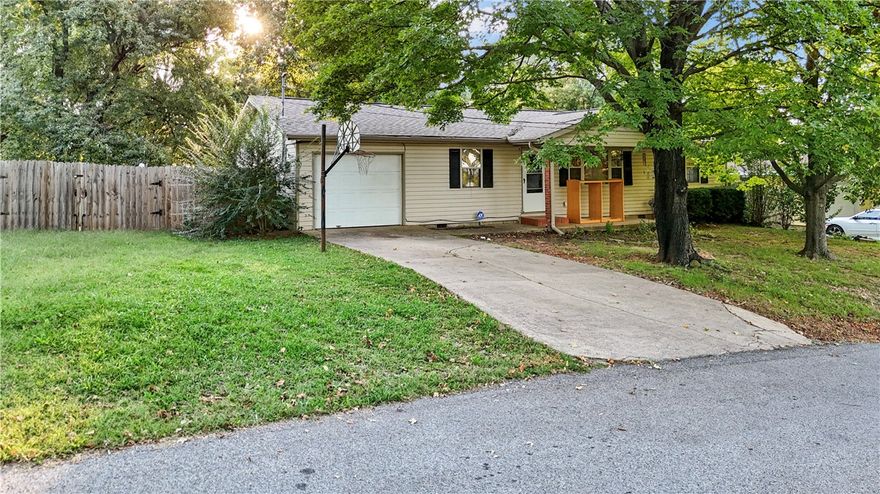 Welcome home to this cozy three-bedroom house in Lincoln. Perfect for first time home buyers, families or investors. Kitchen has lots of cabinet space. Laundry room is off the garage. Lots of space for activities in the large fenced in backyard. Walking distance to town square, schools, Dr. Offices and grocery store. Grab your favorite agent and come check it out!