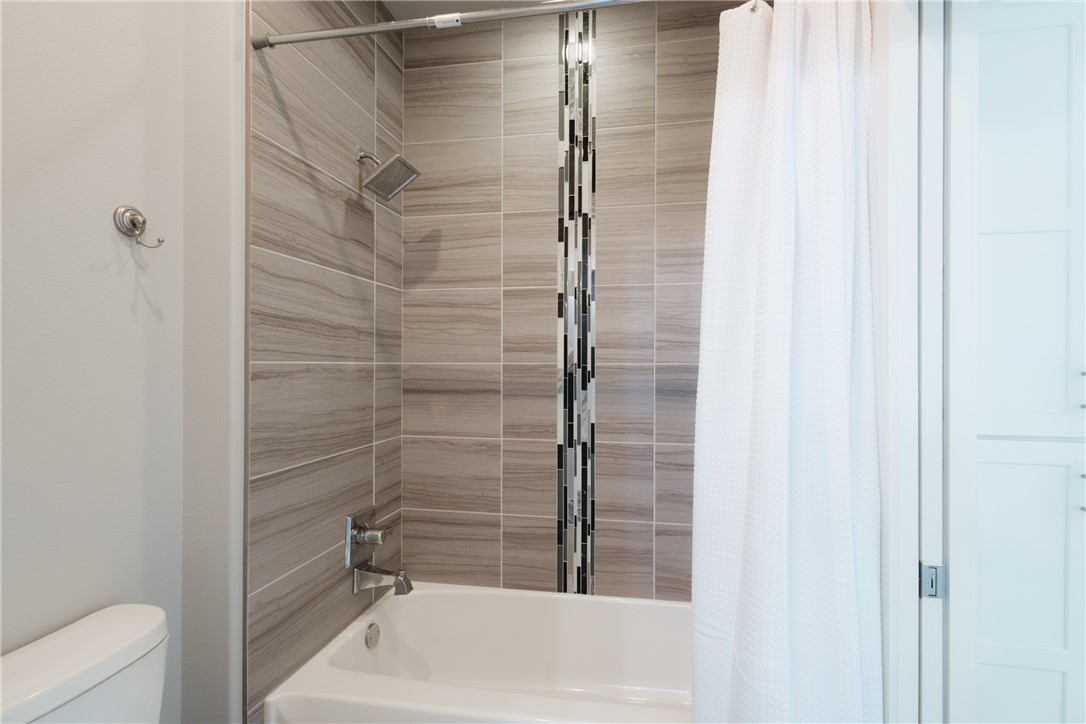 Oak Tree Centerton - Residential