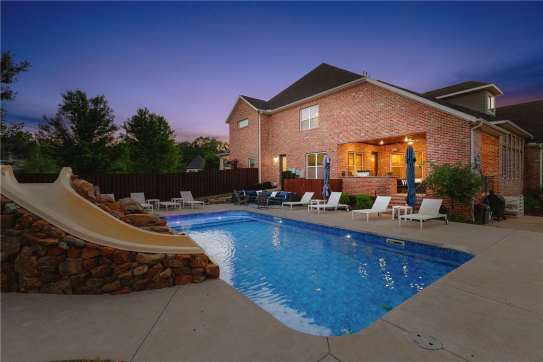 Oak Tree Centerton - Residential