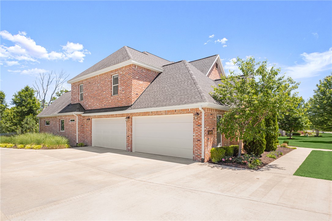 Oak Tree Centerton - Residential