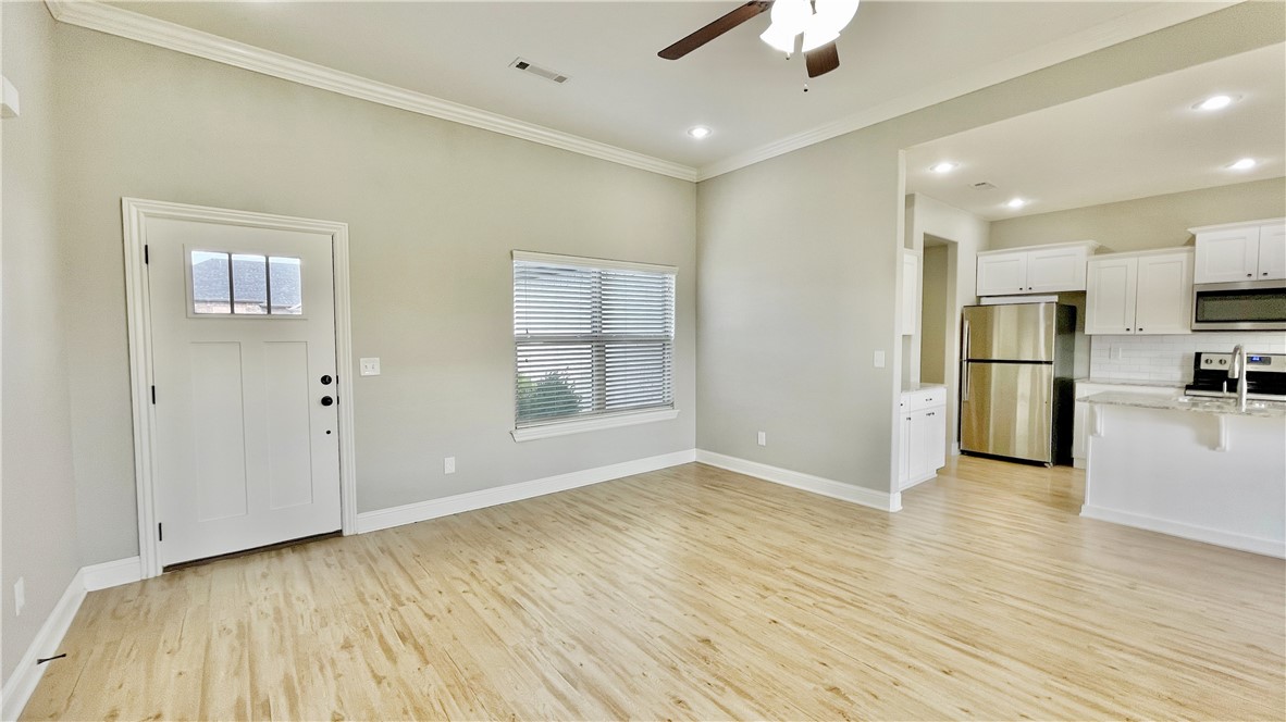 Sundowner Sub Ph 3 - Residential Lease