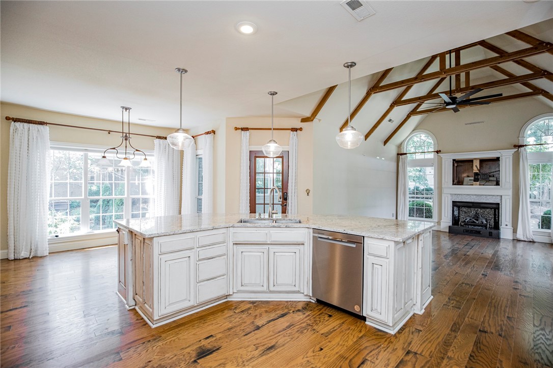 Heathrow Sub Bentonville - Residential