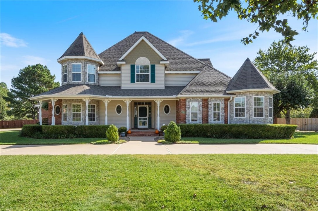 Manors on Blossom - Residential