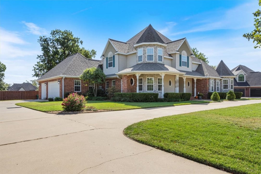 Welcome to this stunning 2-story, 3745 sq. ft. home nestled on 1.13 acres in the highly sought-after Manors subdivision. Built by renowned builder Vance Putkamer, this single-owner residence offers luxury living with a well-thought-out floor plan.
The home boasts 4 spacious bedrooms, including a primary suite conveniently located on the main level, as well as a bedroom or office. The large master suite features a luxurious bathroom with dual vanities, a soaking tub, and a generous walk-in closet. Upstairs, you'll find three bedrooms. Two are connected by a Jack and Jill bathroom with a convenient layout, perfect for family or guests, and the other has a full bath, which could be an additional master. All bedrooms have walk in closets. This home has all the storage you could need!
Situated on an expansive lot, this property provides both privacy and space for outdoor enjoyment. With its blend of comfort, elegance, and location, this home is a rare find in the coveted Manors subdivision.