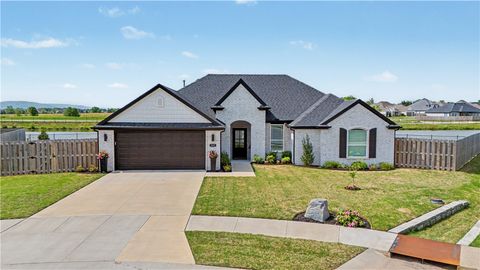 Photo of 323 Divine Court, Farmington, AR 72730 (MLS # 1343674)