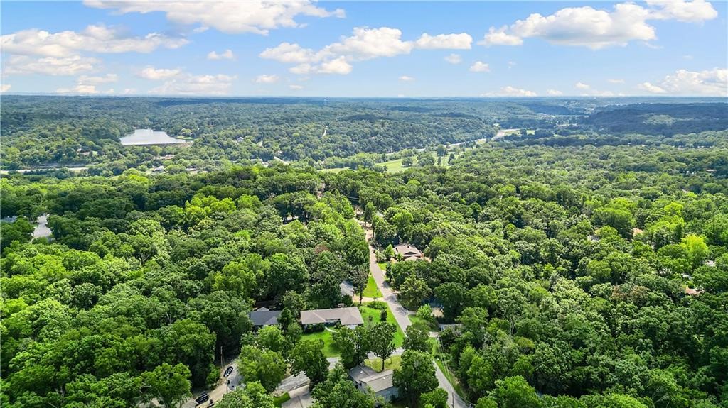 Churchill Sub Bvv - Land