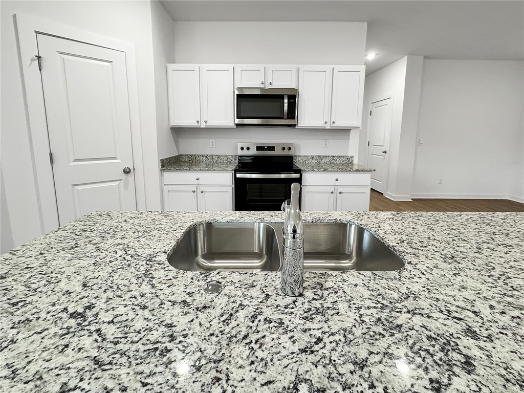 Whispering Oak - Residential