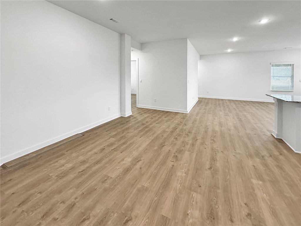 Whispering Oak - Residential