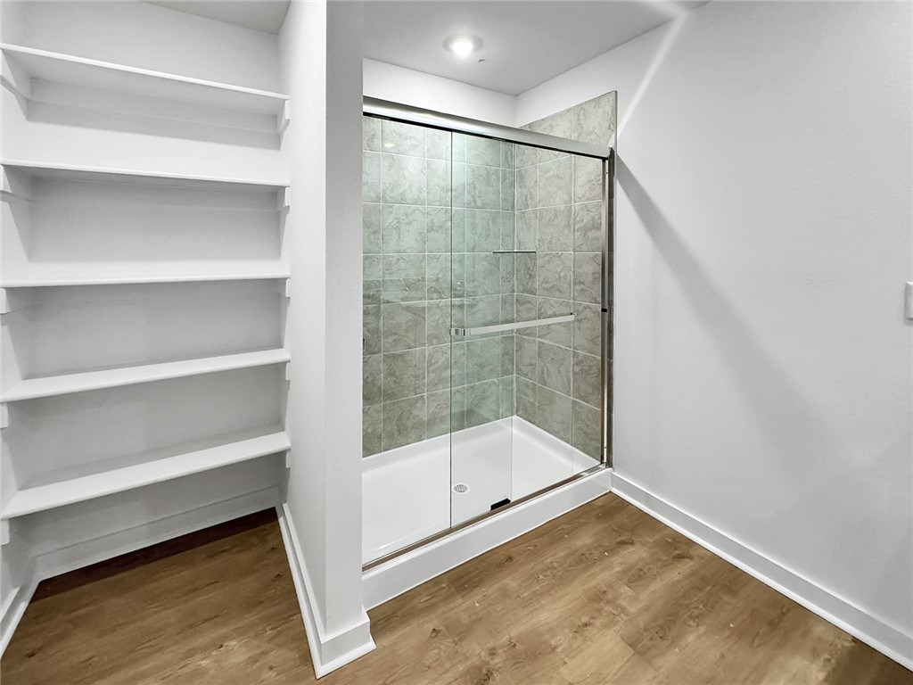 Whispering Oak - Residential