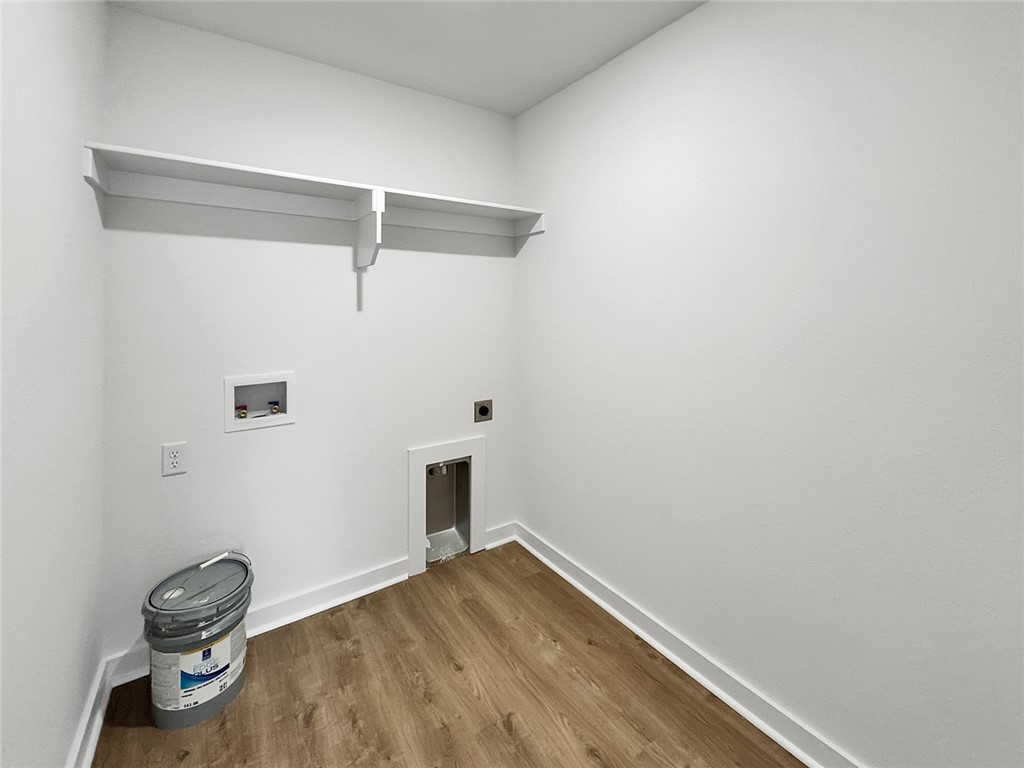 Whispering Oak - Residential