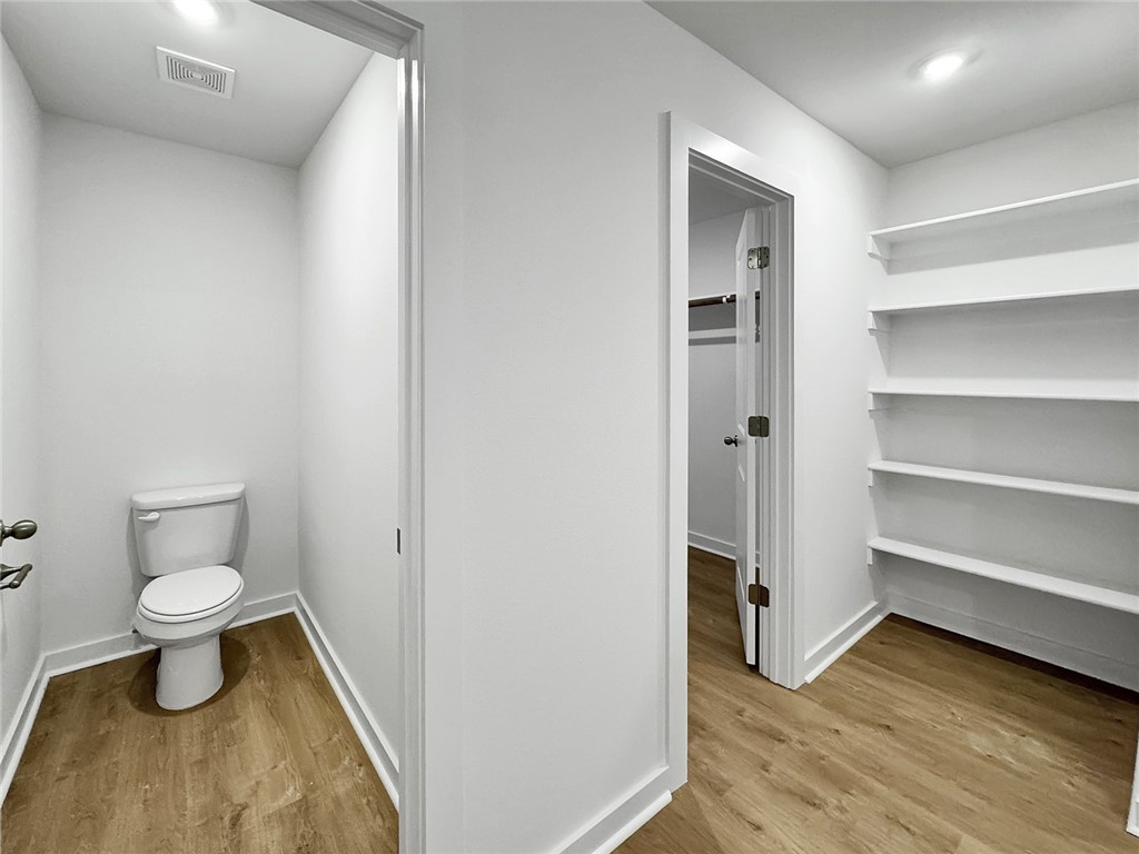 Whispering Oak - Residential