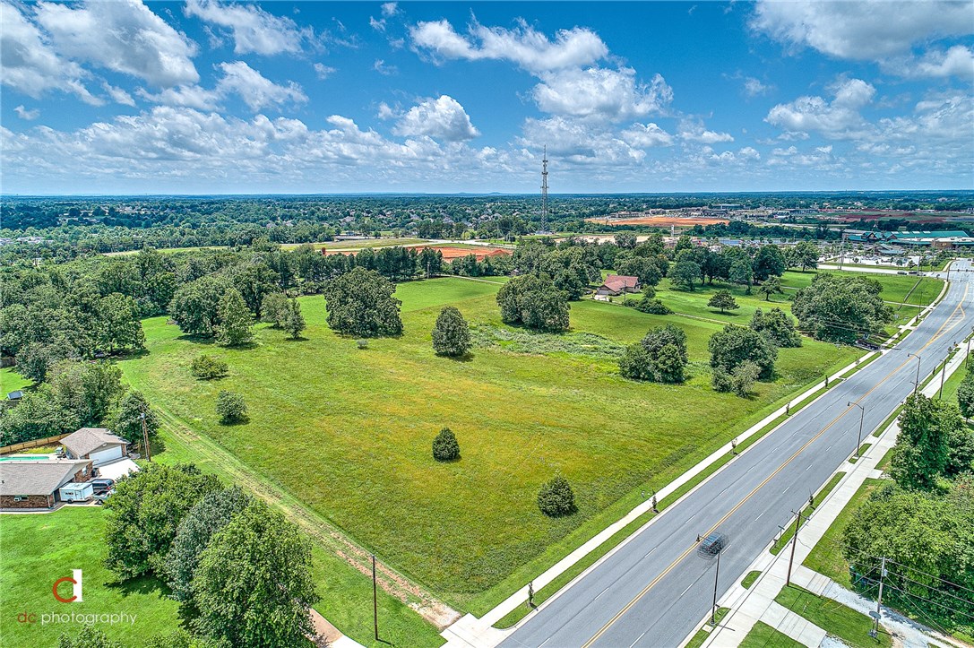 22-19-30-ROGERS - Land