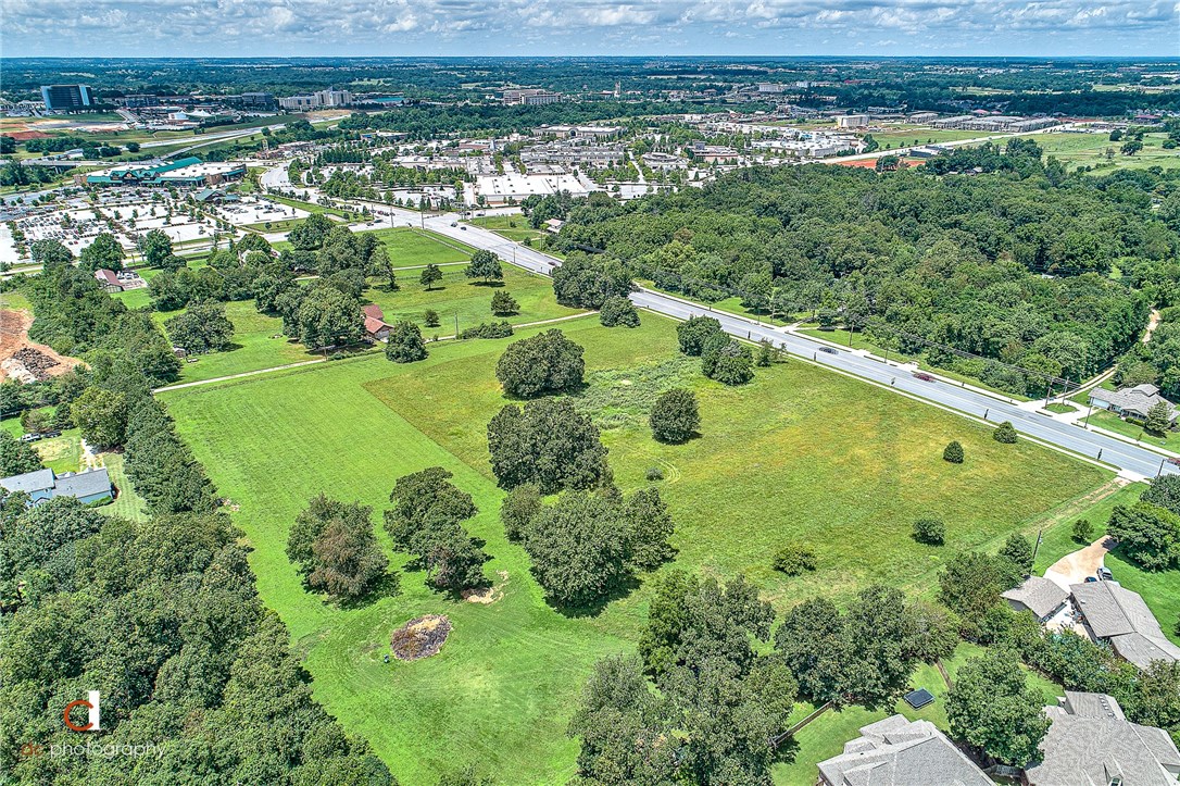 22-19-30-ROGERS - Land