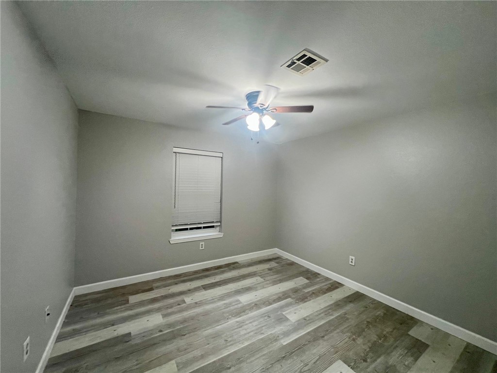 Oak Hill Iii Ph 1 Rogers - Residential Lease