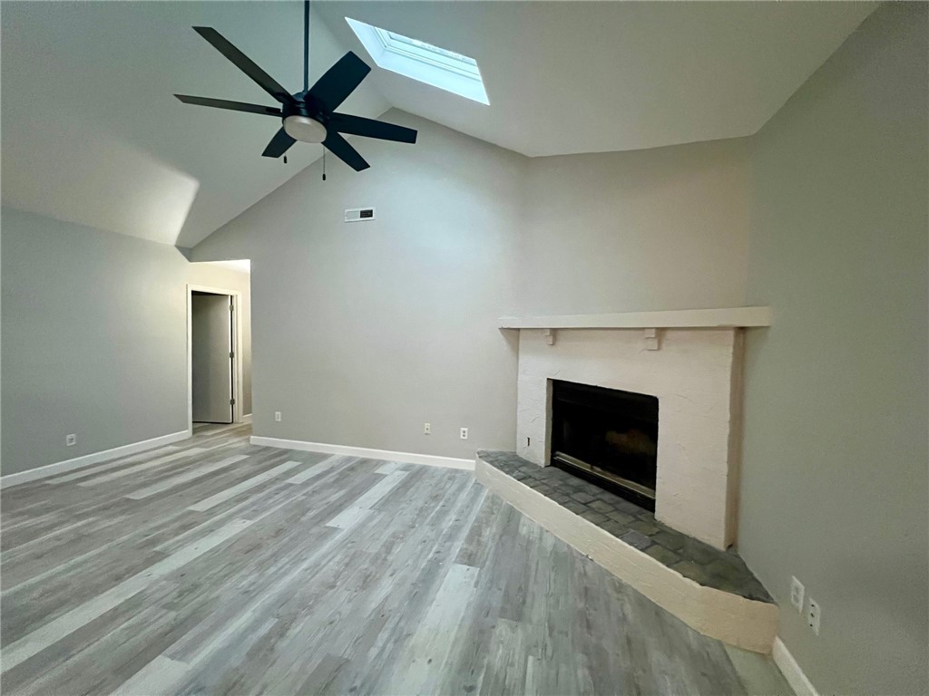 Oak Hill Iii Ph 1 Rogers - Residential Lease