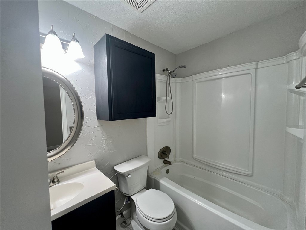 Oak Hill Iii Ph 1 Rogers - Residential Lease