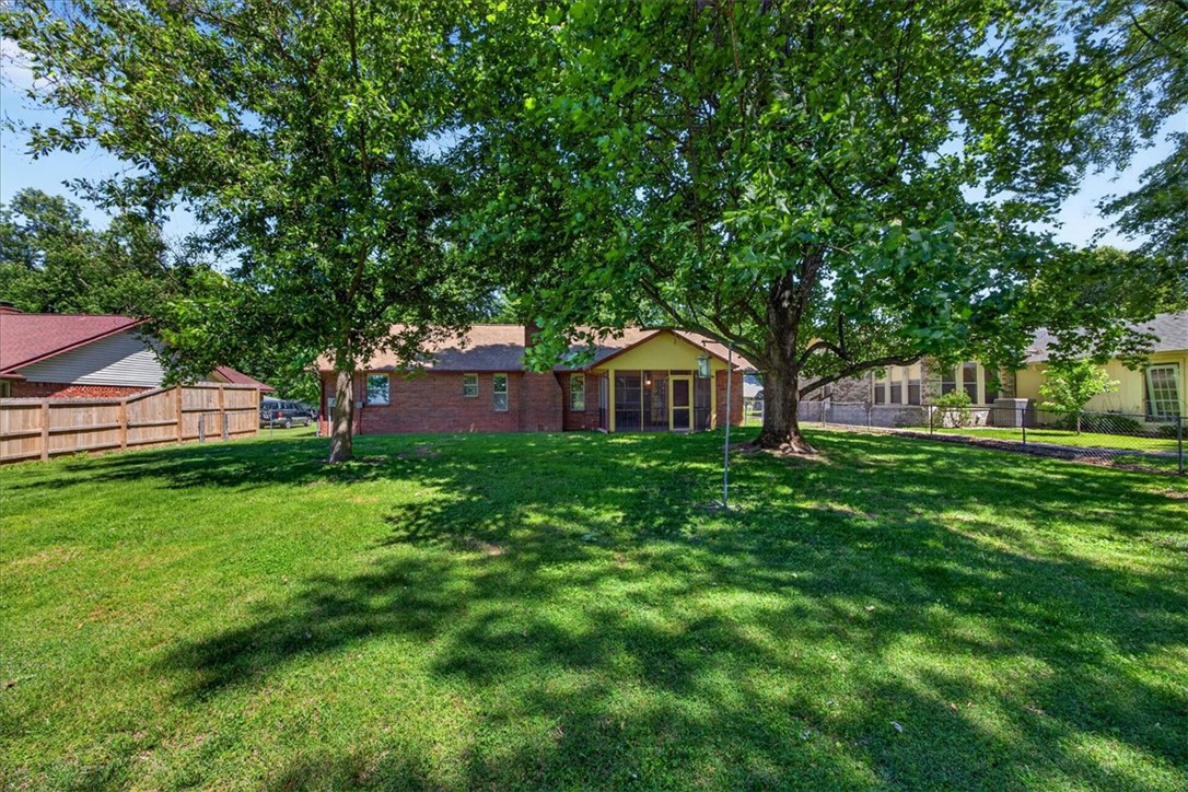 Lynn Estates Springdale - Residential