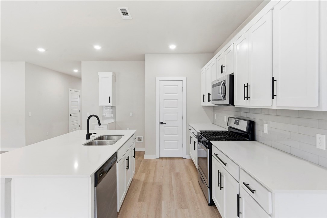 Cottonwood Place Sub Rogers - Residential