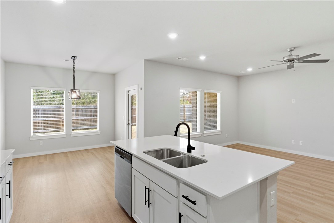 Cottonwood Place Sub Rogers - Residential