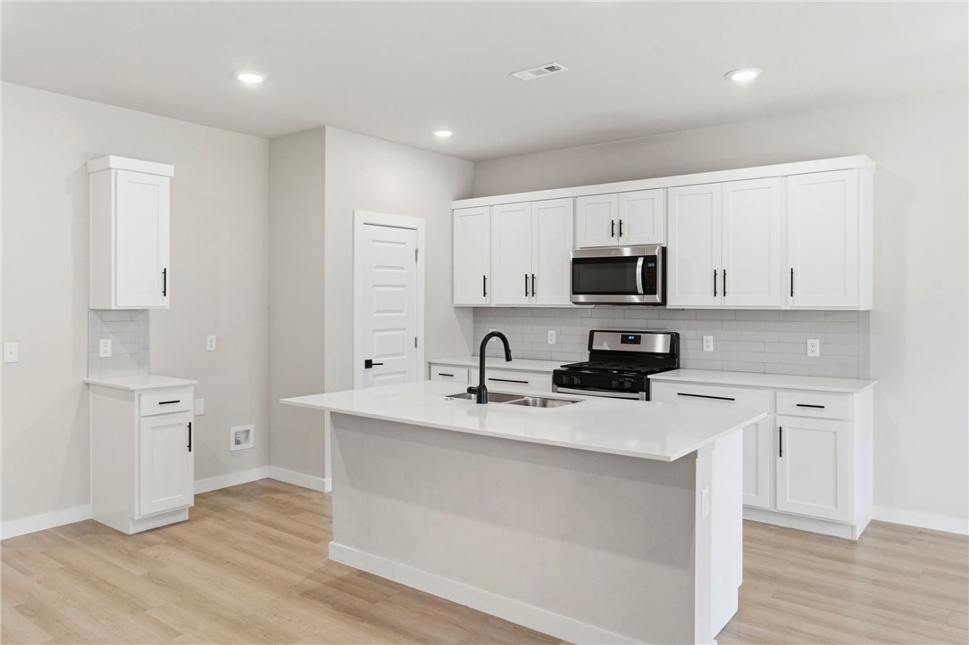 Cottonwood Place Sub Rogers - Residential