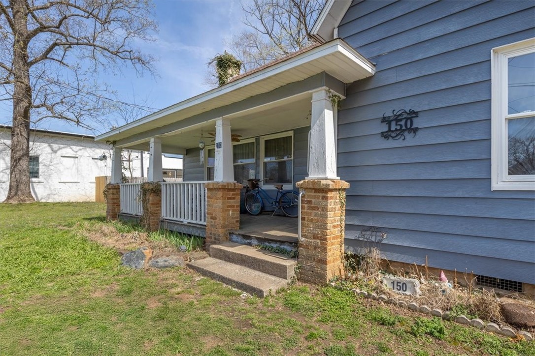 Elkins Outlots - Residential