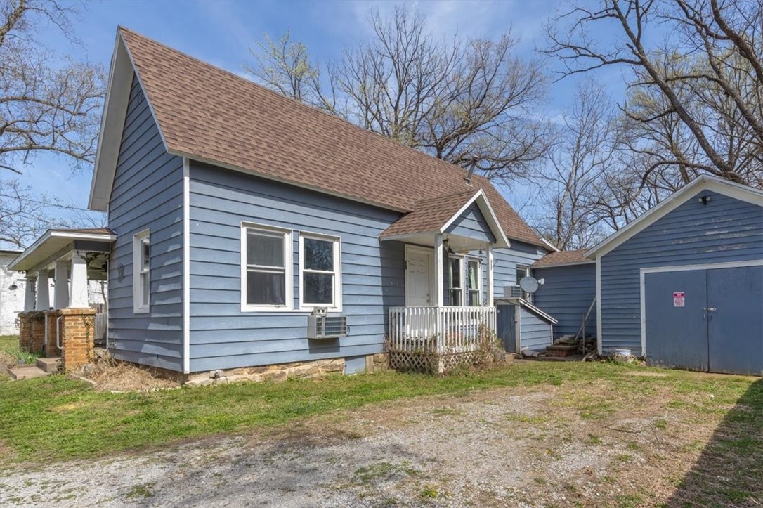 Elkins Outlots - Residential