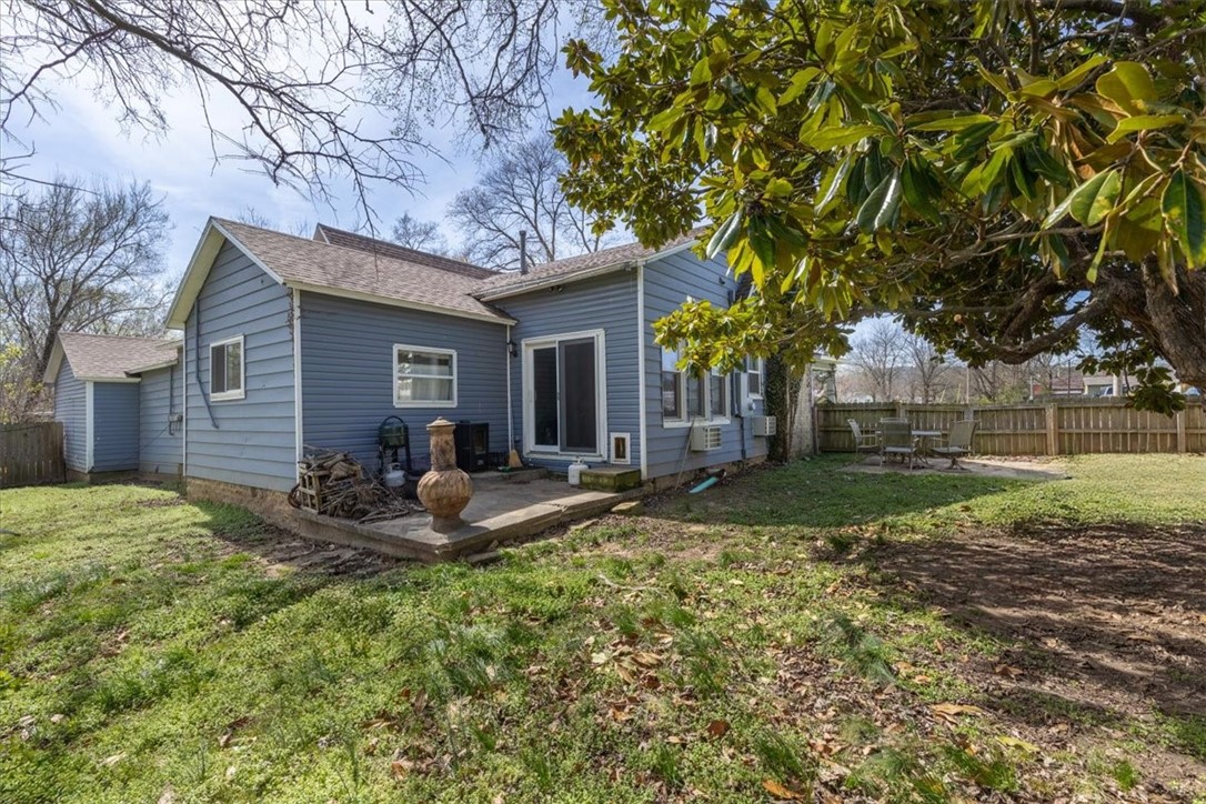 Elkins Outlots - Residential