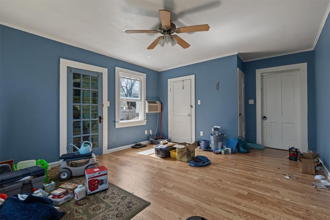 Elkins Outlots - Residential