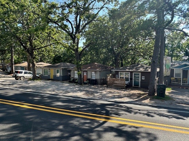 Pickett Fence Shoppes Condos - Residential