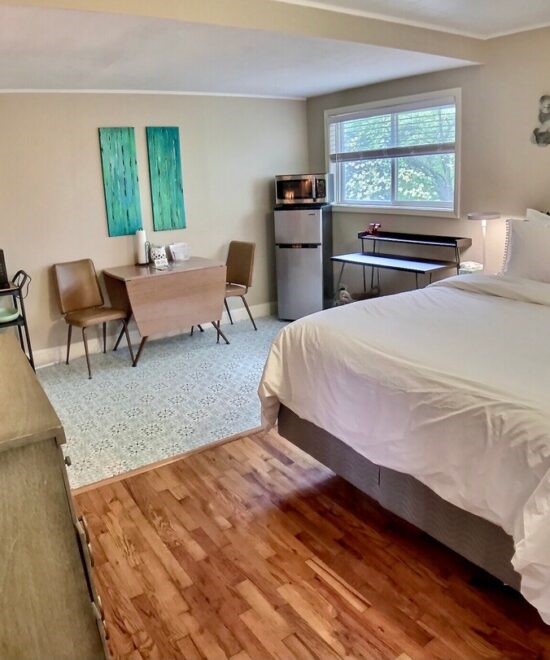 Pickett Fence Shoppes Condos - Residential