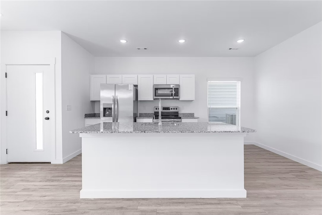 FEATHERSTON WEST SUB PH 1-CENTERTON - Residential