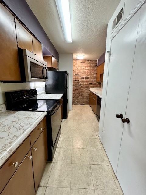 NA - Residential Lease