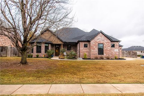 Photo of 5743 Cobbler Place, Rogers, AR 72758 (MLS # 1331347)