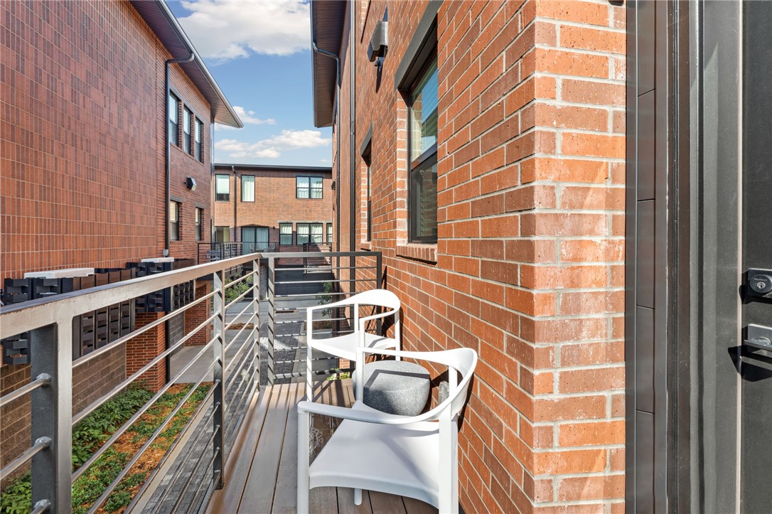 DUNN & DAVIS ADD-BENTONVILLE - Residential