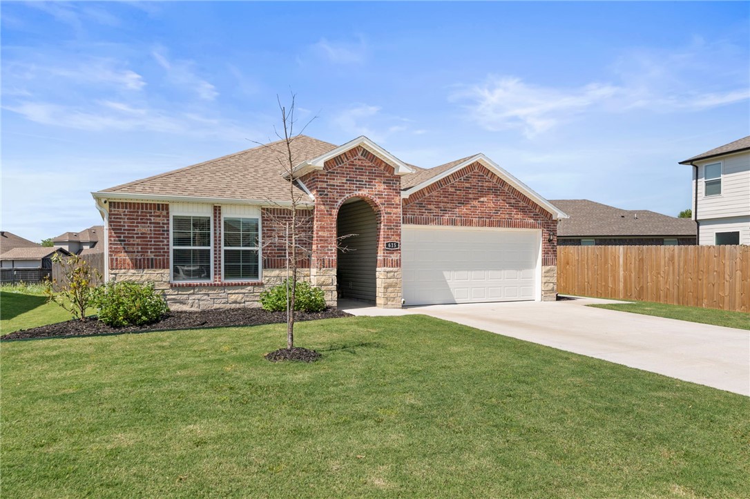 Location in everything here in NWA! Conveniently located 3 minutes to the Siloam Aquatic Center & the Intermediate School, 5 minutes to City Lake Park, & 2.2 miles from the locally owned Pour Jons for your morning coffee! (Located in the historic former Pontiac Dealership), after dinner head over to Siloam's famous Barnetts Dairyette for some ice cream, 2.2 miles from your new home. Other local amenities close by include a Neighborhood Market, restaurants, & easy access to 412. This home offers an open floor plan, large living room w/ many options to arrange your furniture. The kitchen island is large & has space for several bar stools. Ample counter space. You'll find the laundry room nearby. (an ACTUAL room, not a pass through from the garage) Included is a water softening system to break up hard water. You'll find an irrigation system with this home as well. (Hard to find in this price point). Front bedroom makes a great office, no carpet. Make sure to check out the large backyard! Come check out your new home!