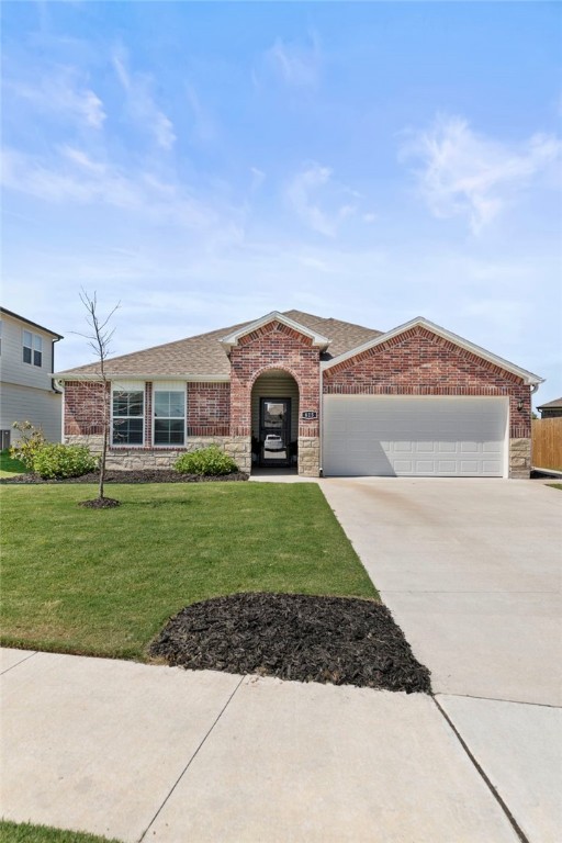 Location in everything here in NWA! Conveniently located 3 minutes to the Siloam Aquatic Center & the Intermediate School, 5 minutes to City Lake Park, & 2.2 miles from the locally owned Pour Jons for your morning coffee! (Located in the historic former Pontiac Dealership), after dinner head over to Siloam's famous Barnetts Dairyette for some ice cream, 2.2 miles from your new home. Other local amenities close by include a Neighborhood Market, restaurants, & easy access to 412. This home offers an open floor plan, large living room w/ many options to arrange your furniture. The kitchen island is large & has space for several bar stools. Ample counter space. You'll find the laundry room nearby. (an ACTUAL room, not a pass through from the garage) Included is a water softening system to break up hard water. You'll find an irrigation system with this home as well. (Hard to find in this price point). Front bedroom makes a great office, no carpet. Make sure to check out the large backyard! Come check out your new home!
