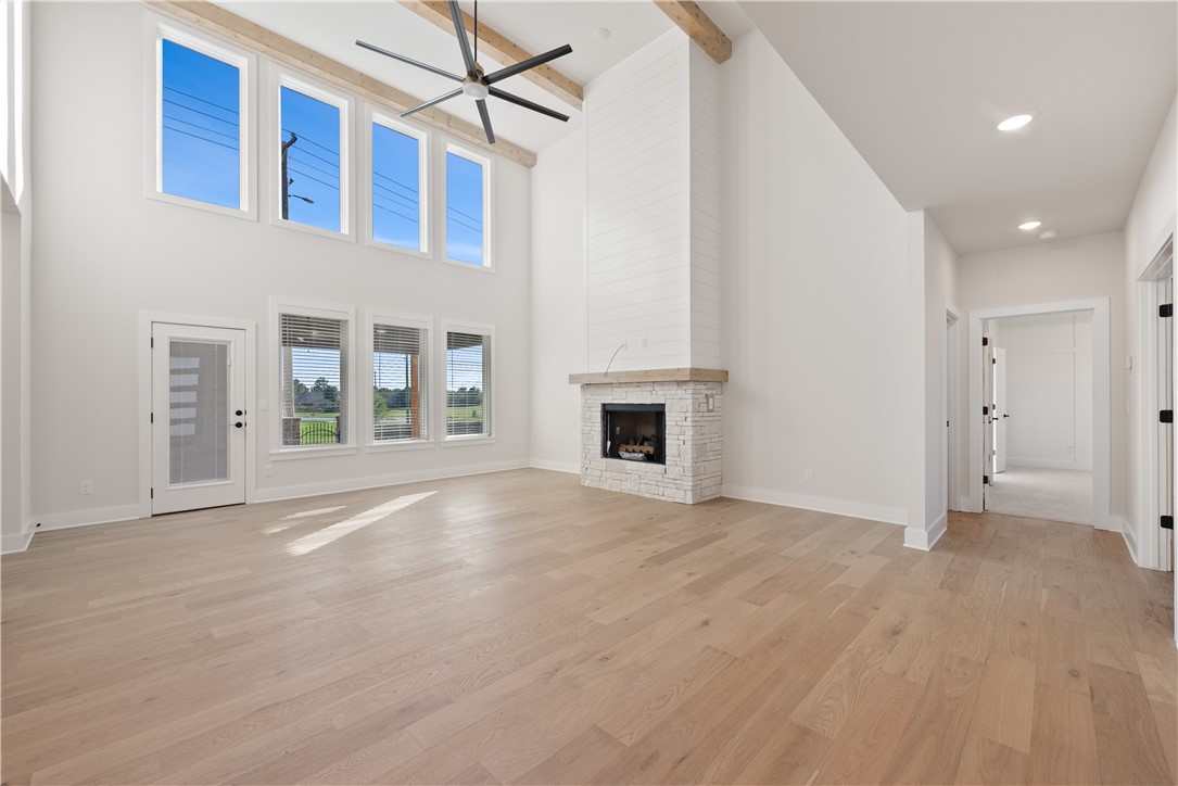 TUSCANY PH 3-CENTERTON - Residential